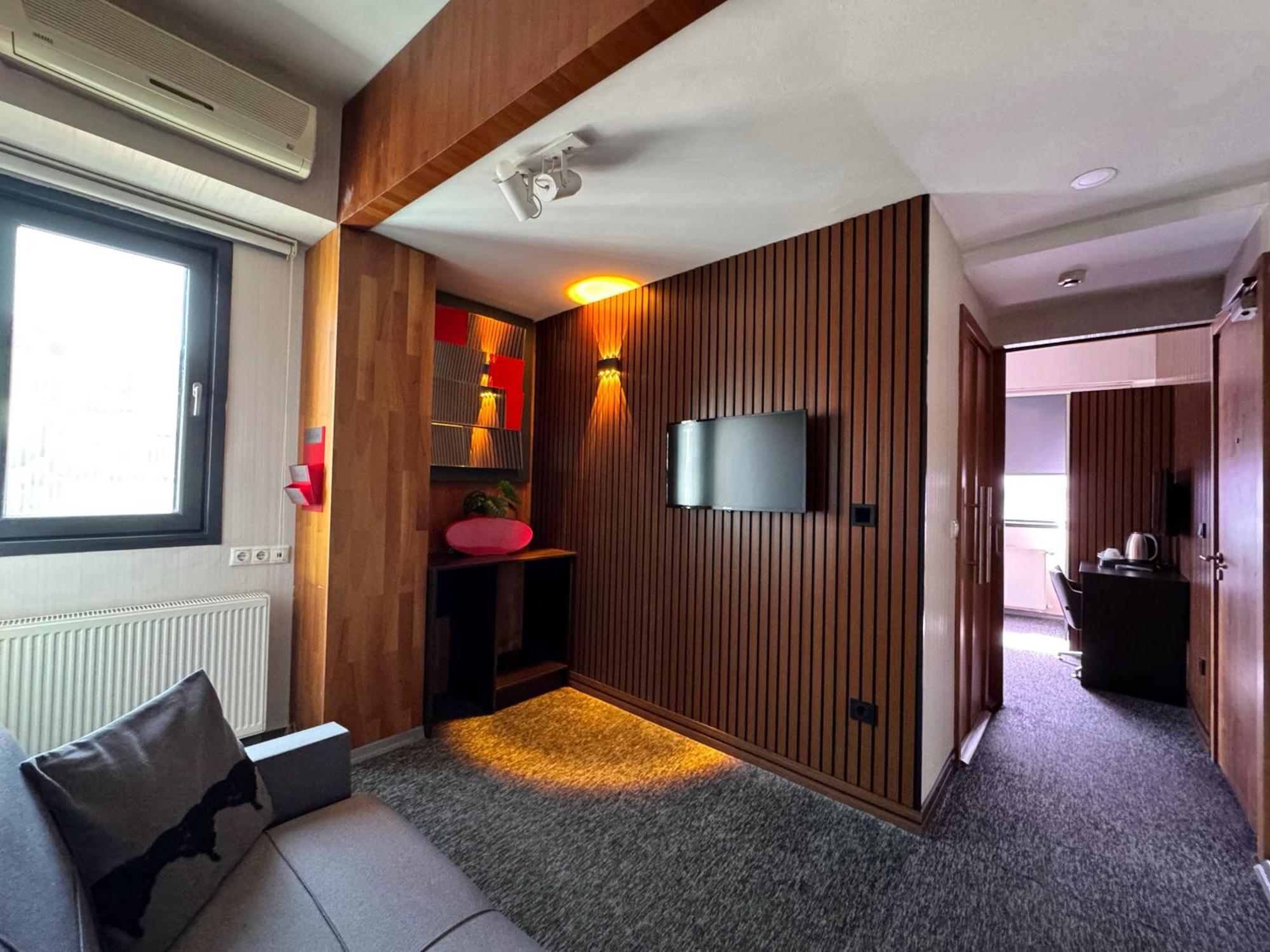 Black Art Otel Istanbul Ngoại thất bức ảnh